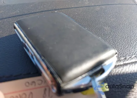 2018 Volvo Xc60 T6 Inscription z USA, uszkodzony, nr VIN YV4A22RL4J1049993